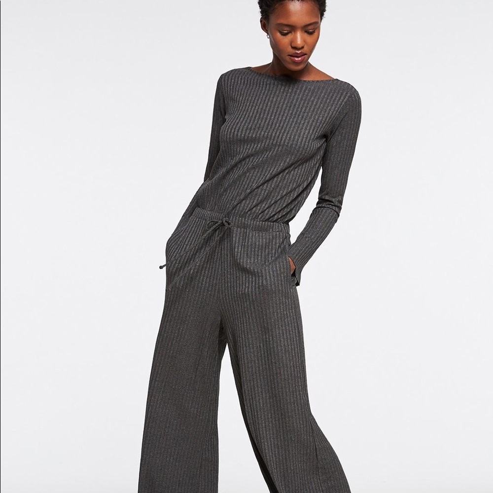 Bandier Calé Ribbed L/S Jumpsuit With Tie